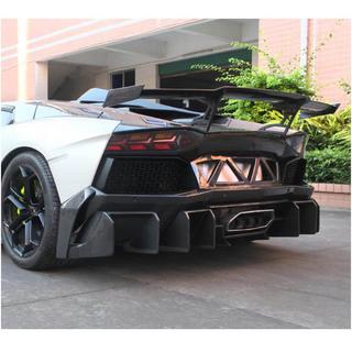 Obloga zadnjega odbijača (karbon) Lamborghini Aventador 2011–2022 fotografija 2