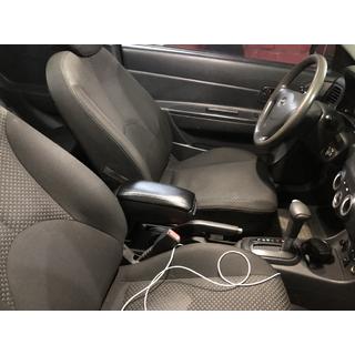 Naslon za roko (v držalo za pijačo) Hyundai Accent 2006–2010 fotografija 1