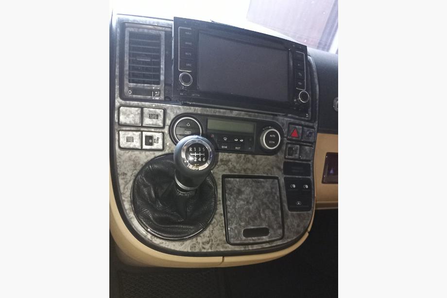Volkswagen T5 Multivan 2003–2010 Obloge armaturne plošče Fotografija 5