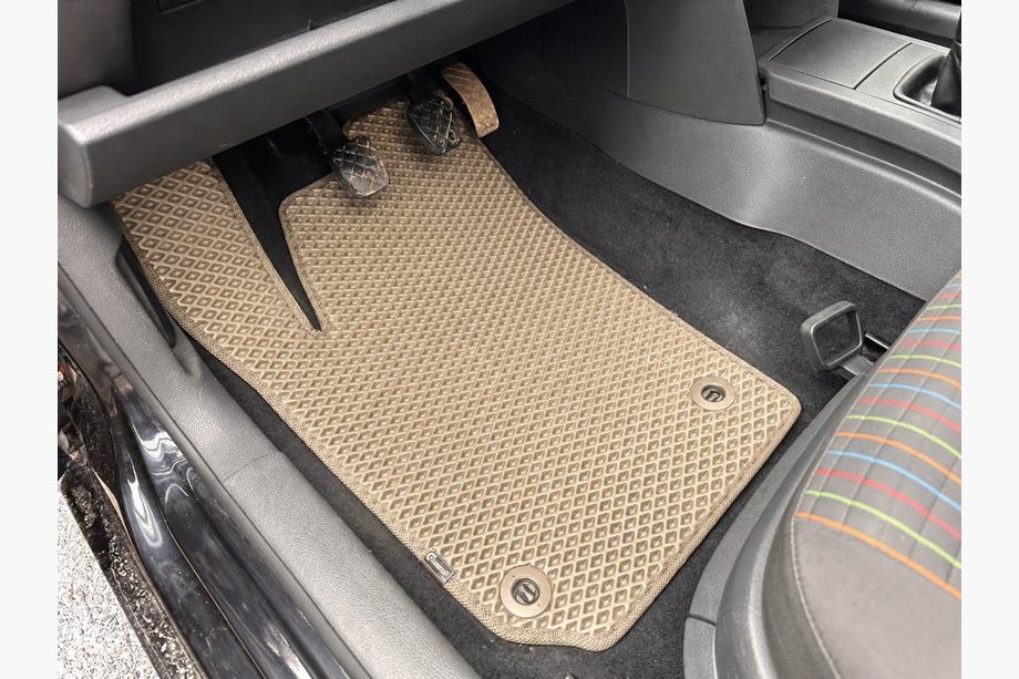 Volkswagen Polo 2001–2009 EVA avtomobilske preproge (HB, 3/5-vratni, bež) Image
