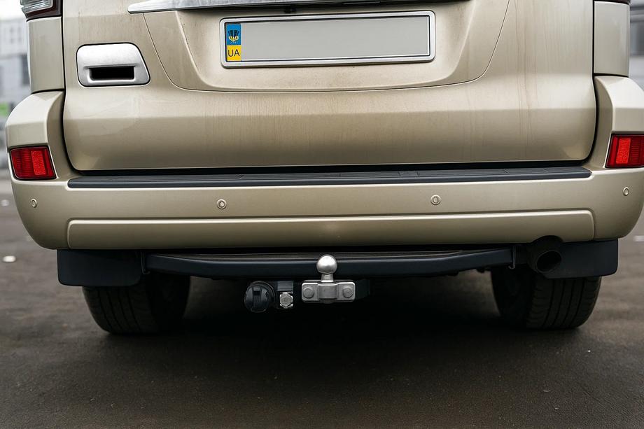 Toyota Land Cruiser Prado 120 2002–2009 Okrasna obloga ročaja prtljažnih vrat (nerjaveče jeklo) Carmos - turško nerjaveče jeklo Fotografija 3