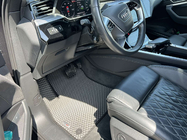Audi e-Tron 2018–2022 EVA avtomobilski tepihi (sivi) fotografija 1