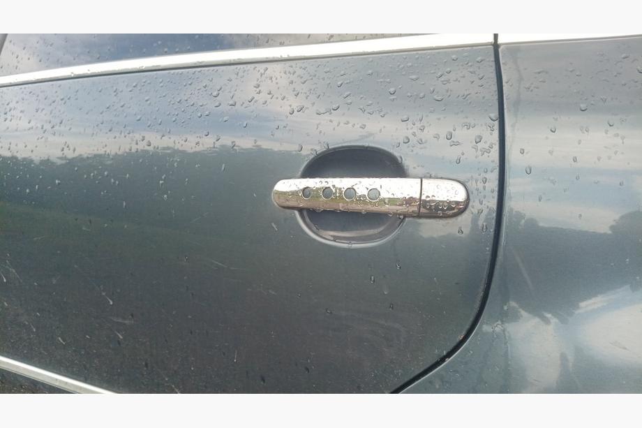 Skoda Roomster 2006–2015 Pokrovi kljuk DECOR (2 kosa, nerjavno jeklo) Fotografija 5