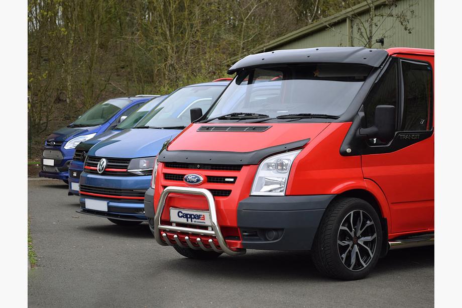 Ford Transit 2000–2014 Vizir na vetrobransko steklo (črn sijaj, 5 mm) Fotografija 18