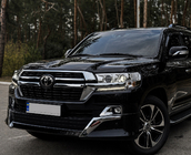 Toyota Land Cruiser 200 2007–2021 Sprednji lip spojler 2016↗ (Executive 2021) Bela barva fotografija 2
