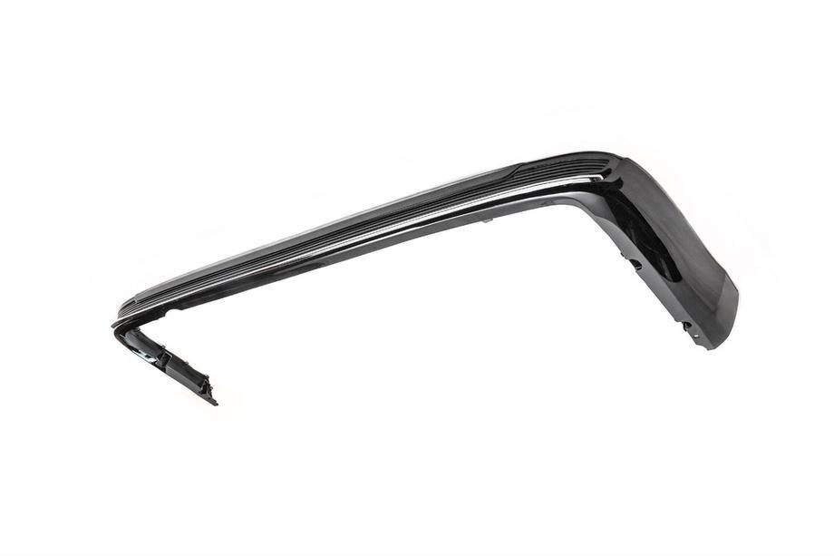 Toyota Land Cruiser 200 2007–2021 Zadnja obloga difuzorja s kromom 2016-2021 (Executive 2019/2021) Fotografija 5