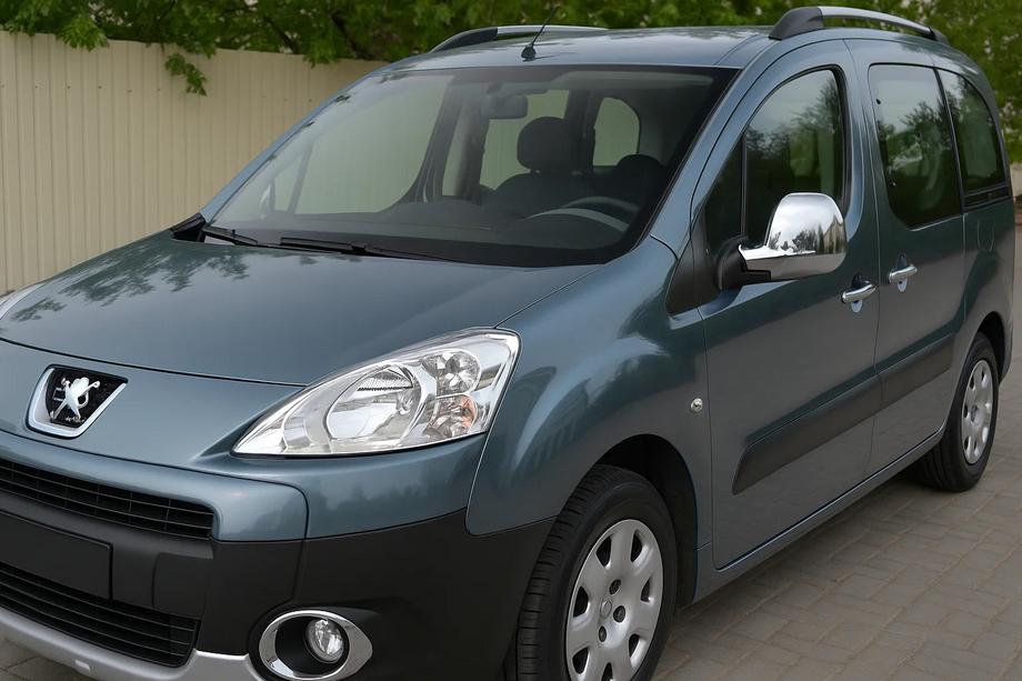 Peugeot Partner Tepee 2008–2018 Pokrovi ogledal iz nerjavnega jekla 2008-2012 (2 kos) Fotografija 1
