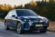 Pregled posodobljenega električnega crossoverja BMW iX 2025 fotografija 2