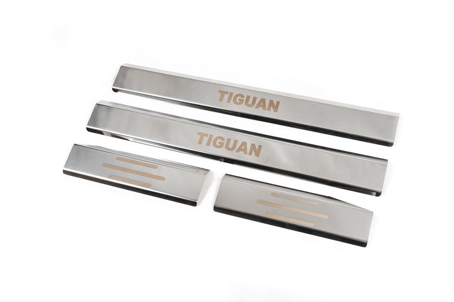 Volkswagen Tiguan 2007–2016 Carmos obloge notranjih pragov (4 kosi, nerj. jeklo) Image