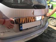 Dacia Duster 2008–2018 Polna letvica nad registrsko tablico (nerjavno jeklo) fotografija 2