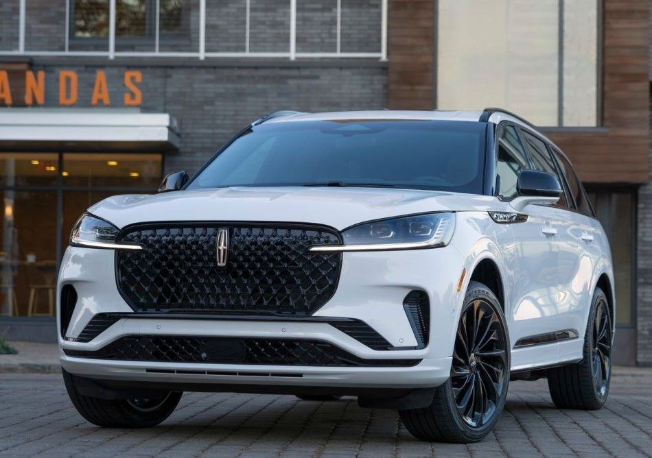 Posodobljeni Lincoln Aviator: pregled specifikacij, opreme in zasnove
