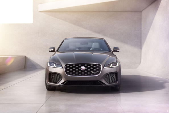 Jaguar XF (X260): pregled elegantne premijske limuzine
