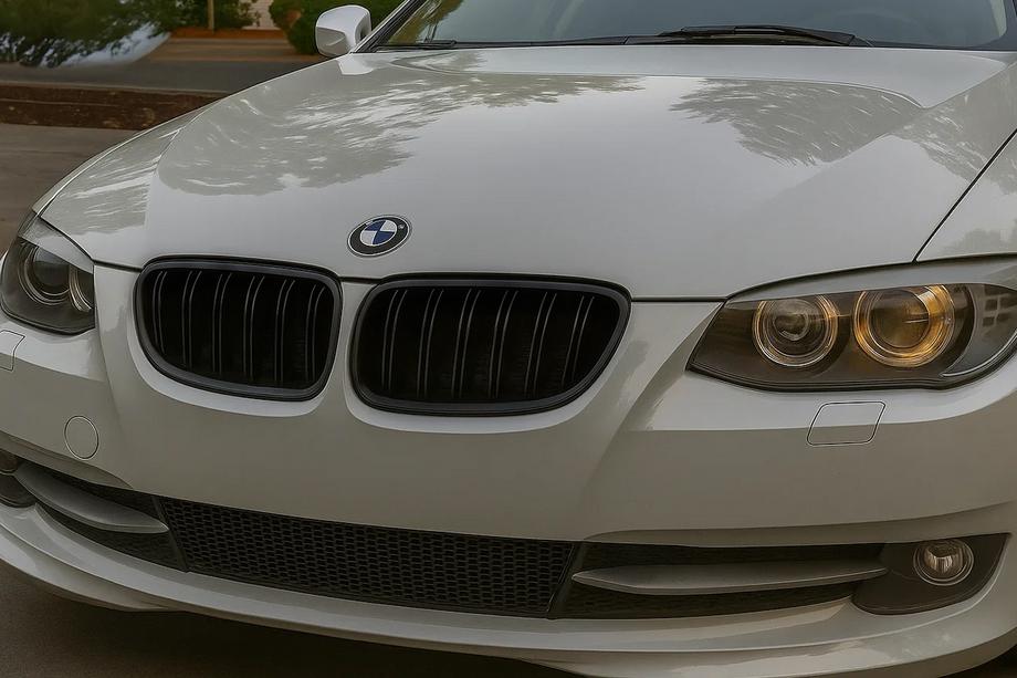 BMW serija 3 E92/E93 2006–2013 M-Look ledvične maske (za 2010-2013, mat črna) Image
