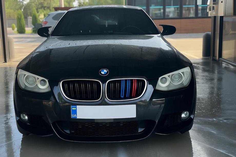 BMW serija 3 E92/E93 2006–2013 Ledvični maski M-Look (za 2010-2013, M-Color s kromiranim robom) Image