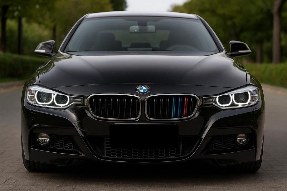 BMW serija 3 F30/F31 2012–2019 Ledvične rešetke M-Look (M-Color s kromiranim robom) Image