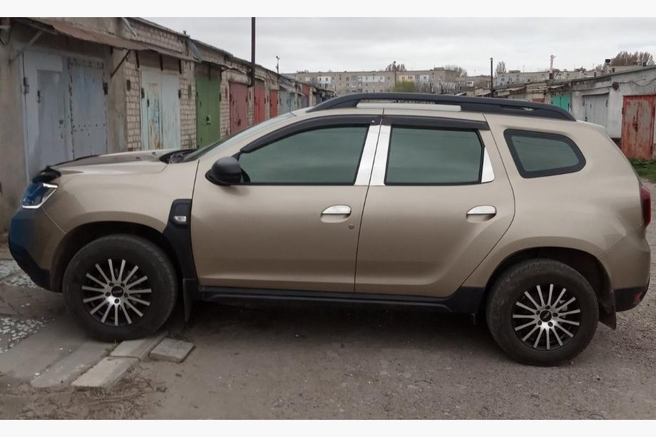 Dacia Duster 2008–2018 Letvice stebričkov vrat (6 kos, nerjavno jeklo) Image
