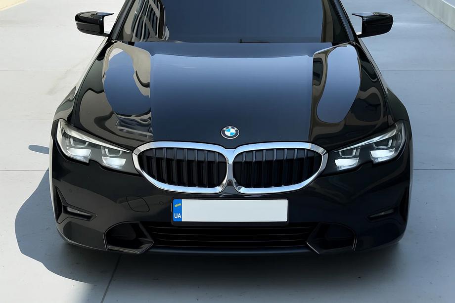 BMW serija 3 G20/G21 2018– Ledvične maske 1 Bar (2018-2022, sijaj črna s kromiranim robom) Image
