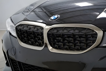 BMW serija 3 G20/G21 2018– Ledvičke Diamond Black (2018-2022, kromiran rob) fotografija 1