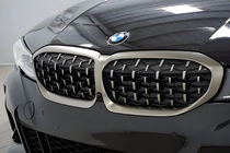 BMW serija 3 G20/G21 2018– Ledvični mrežici Diamond Silver (2018-2022, mat krom obroba) fotografija 3