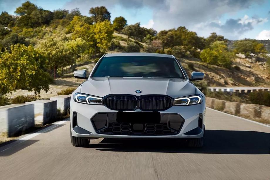 BMW serija 3 G20/G21 2018– Ledvična maska 1 Bar (2022+, sijaj črna) Image