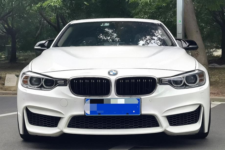BMW serija 4 F32/F33/F36 2012–2020 M-Look ledvični rešetki (črni sijaj s krom obrobo) Image