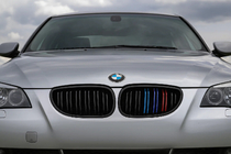 BMW Serija 5 E60/E61 2003–2010 M-Look ledvične rešetke (M-Color) fotografija 1