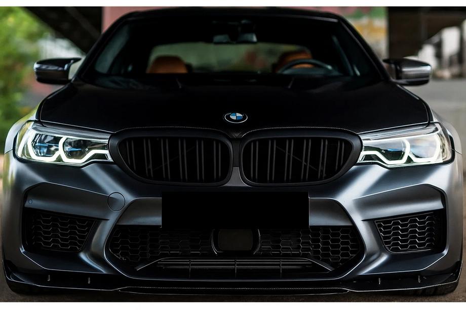 BMW serija 5 G30/G31 2017–2023 M-Look ledvičke (2017-2020, mat črna) Image