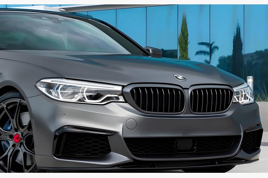 BMW serija 5 G30/G31 2017–2023 Ledvičke 1 Bar (2017-2020, mat črna) Image