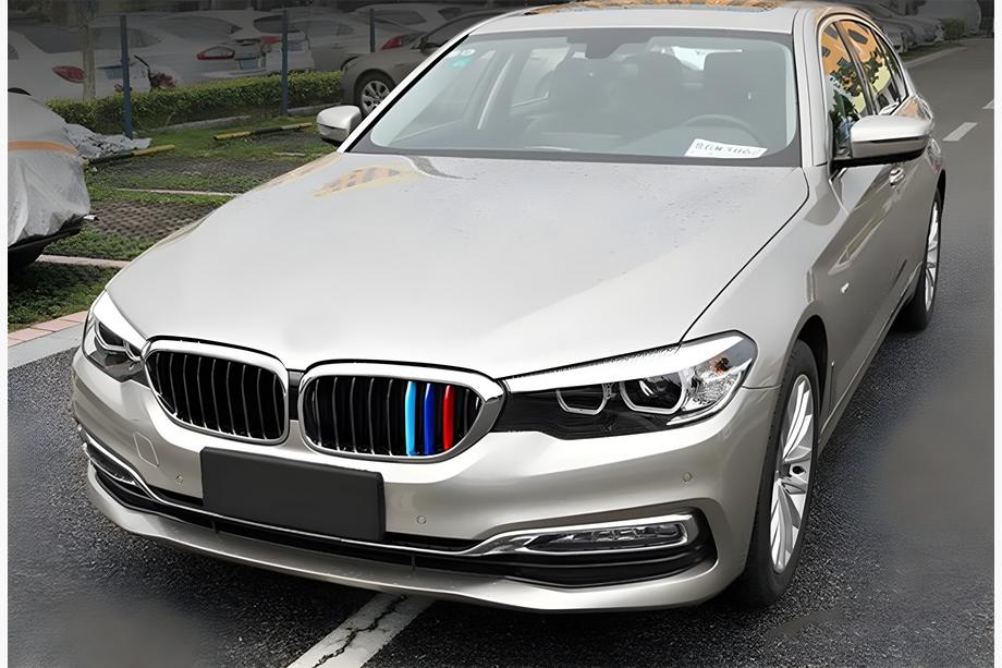BMW serija 5 G30/G31 2017–2023 Ledvične maske 1 Bar (2017-2020, M-Color s kromiranim okvirjem) Image