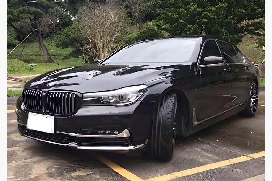 BMW serija 7 G11/G12 2015–2022 Ledvične rešetke 1 Bar (2016-2019, sijajno črna) Fotografija 2