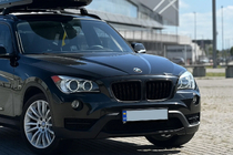 BMW X1 E84 2009–2015 M-Look ledvički (mat črna) fotografija 1