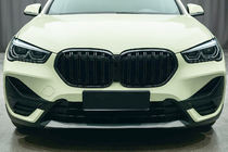 BMW X1 F48 2015–2022 Ledvičke M-Look (2020-2022, sijaj črna) fotografija 1