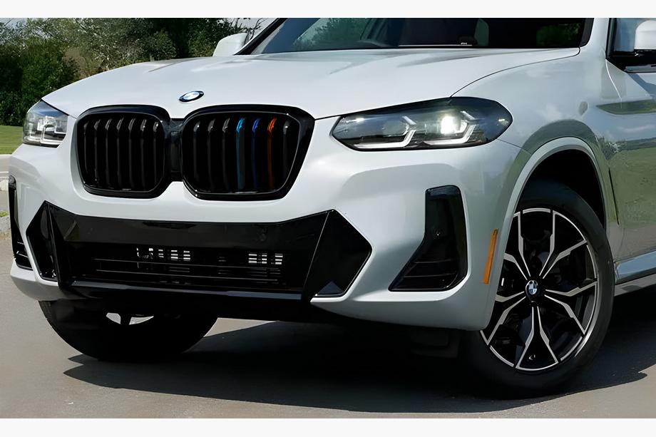 BMW X3 G01 2018– Ledvičke 1 Bar (2021+, M-Color) Image
