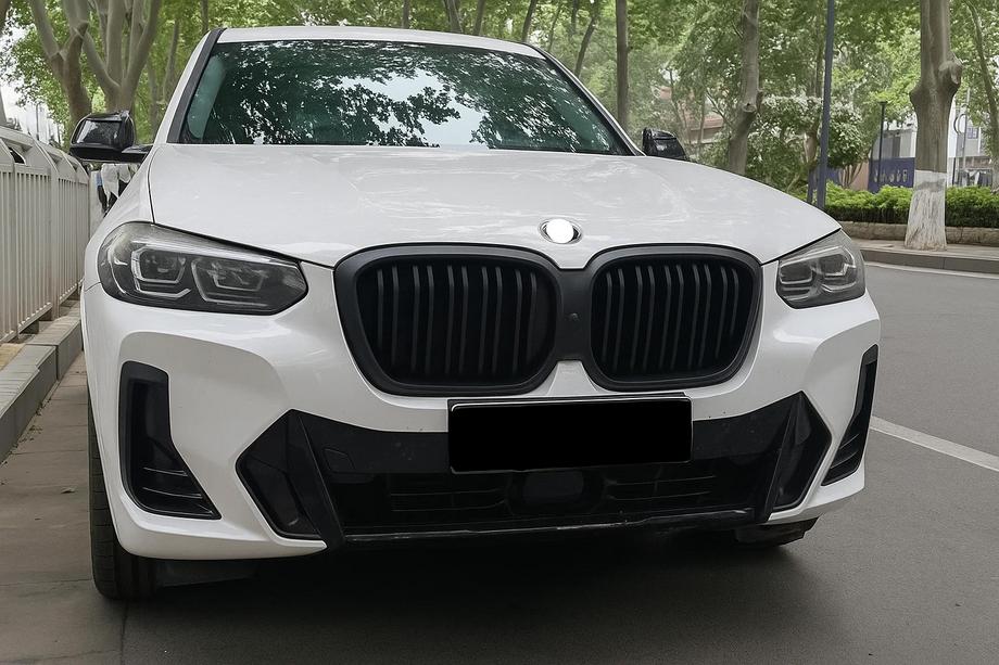 BMW X3 G01 2018– M-look ledvična maska (za G08i, mat črna) Image