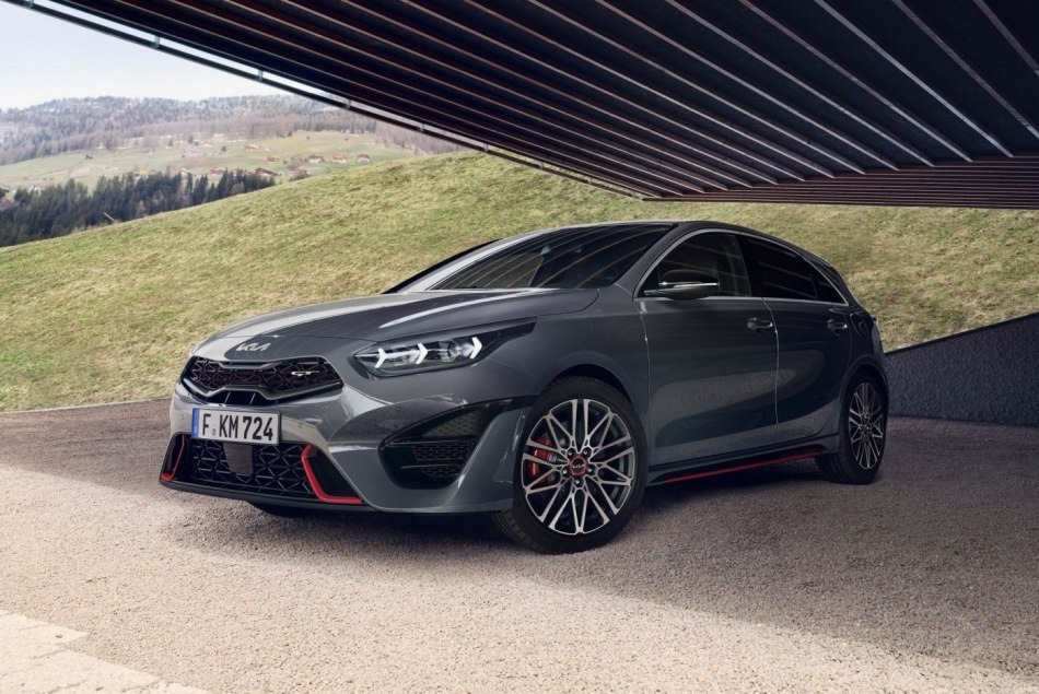 Test Kia Ceed GT: prenovljena različica športnega kombilimuzina