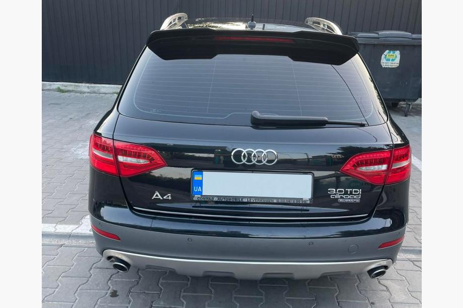 Audi A4 B8 2007–2015 Spojler DPT V2 (Avant, črna visokega sijaja) Image