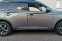 Mitsubishi Outlander 2012–2021 Bočne stopnice OEM V1 (2 kos, aluminij) fotografija 1