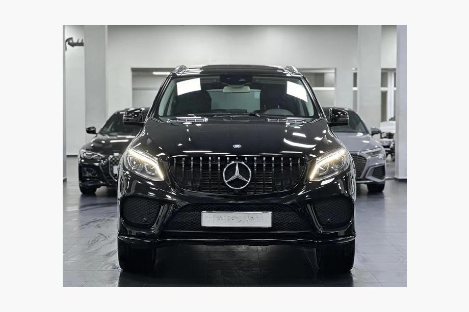 Mercedes GLE/ML class W166 2011–2018 Sprednja maska GT Panamericana Black (za GLE) Image