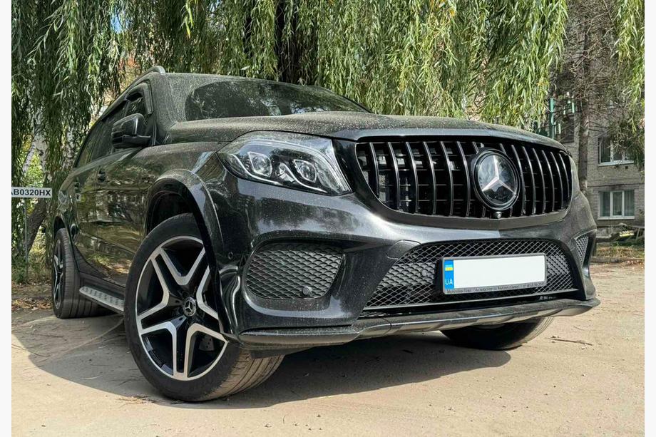 Mercedes GL/GLS razred X166 2012–2019 Sprednja maska GT Panamericana Black (za GLS) Image