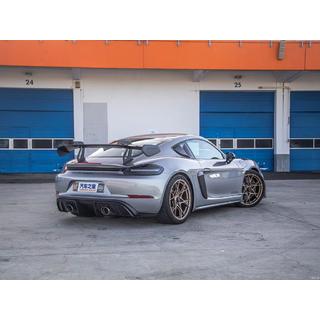 Spojler GT4 RS fotografija 3