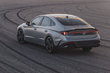 Test limuzine Hyundai Sonata: prenovljena različica fotografija 3