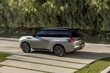 Infiniti QX80 2025: pregled – razkošje in moč na novi ravni fotografija 3