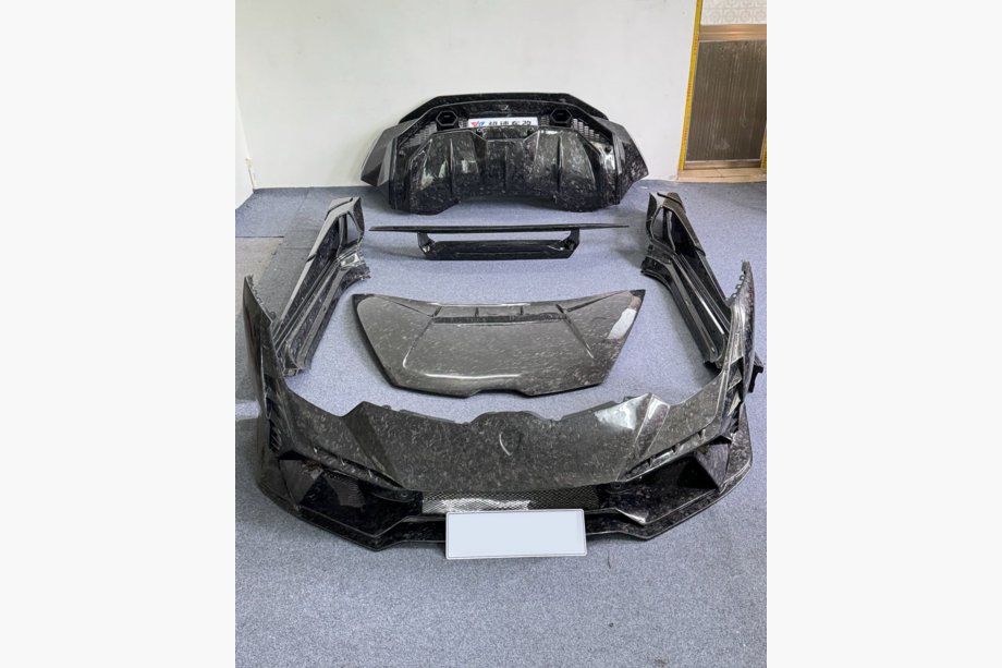 Lamborghini Huracan 2014– Karoserijski body kit komplet LRT (kovani karbon) Image