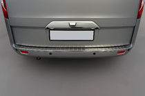Ford Custom 2013–2022 Kromirana letvica nad registrsko tablico (za kamero, nerjavno jeklo) fotografija 1