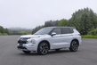 Pregled Mitsubishi Outlander PHEV 2024: hibrid za dolge poti fotografija 4