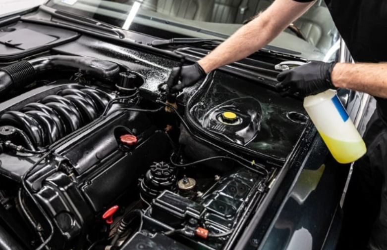 Ali je treba oprati motor avtomobila?