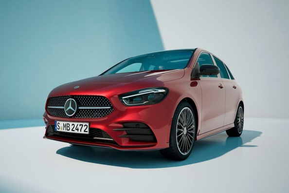 Mercedes-Benz B-Class (W247): Posodobljen premium kompaktni enoprostorec
