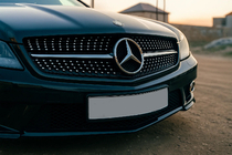 Mercedes SL R230 2001–2011 Sprednja maska Diamond Black (2008-2011) fotografija 1