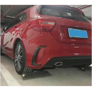 Karbonove obloge zadnjega odbijača (za A45 AMG HB 2013-2015) fotografija 2