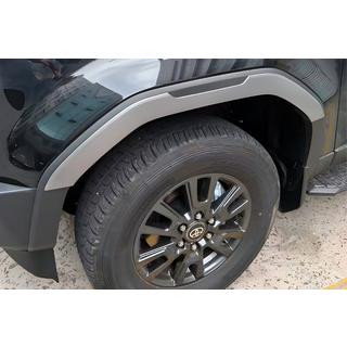 Obrobe blatniških lokov Toyota Land Cruiser Prado 250 2023– fotografija 1